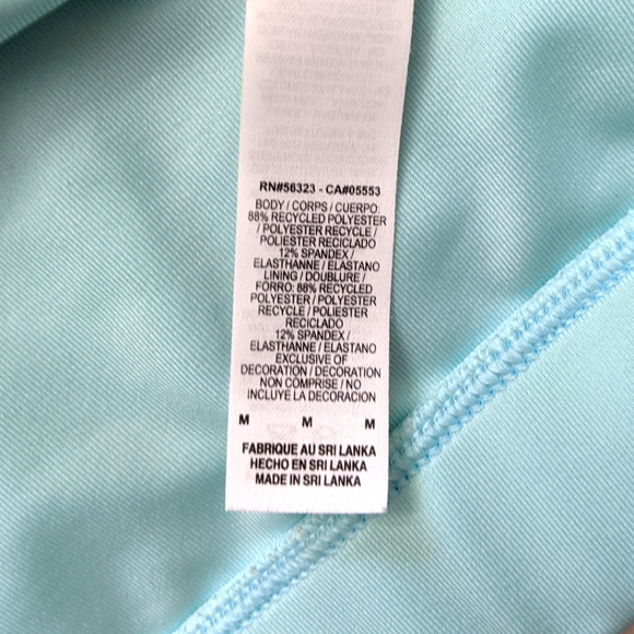 Nike DRI-FIT Sports Bra - Picture 4 of 4